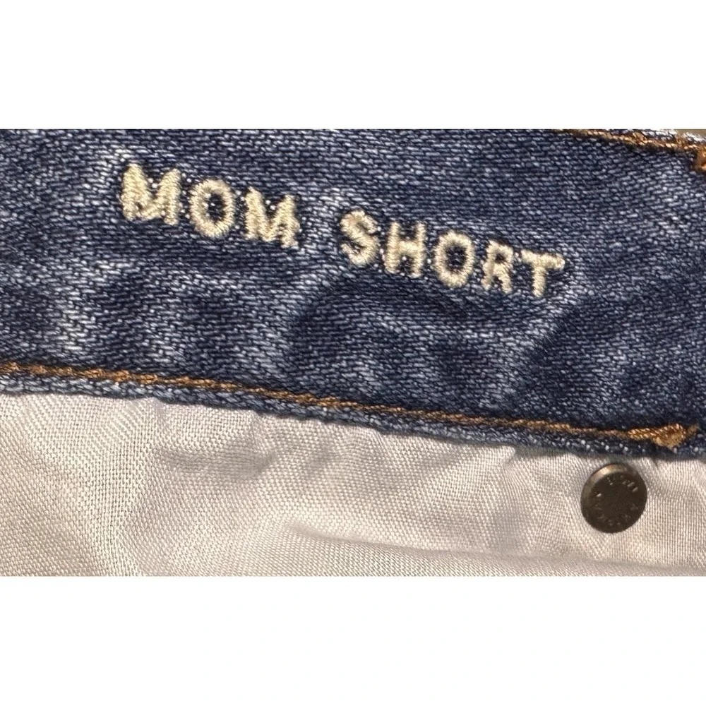 American Eagle Mom Shorts Size 10 High Waisted Blue Denim Cuffed 100% Cotton - Picture 5 of 6